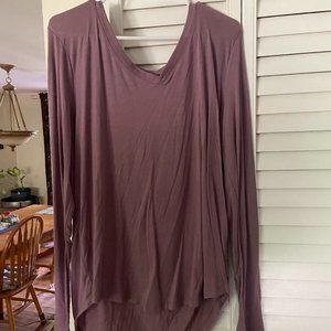 Soft long sleeve v-neck flowy shirt